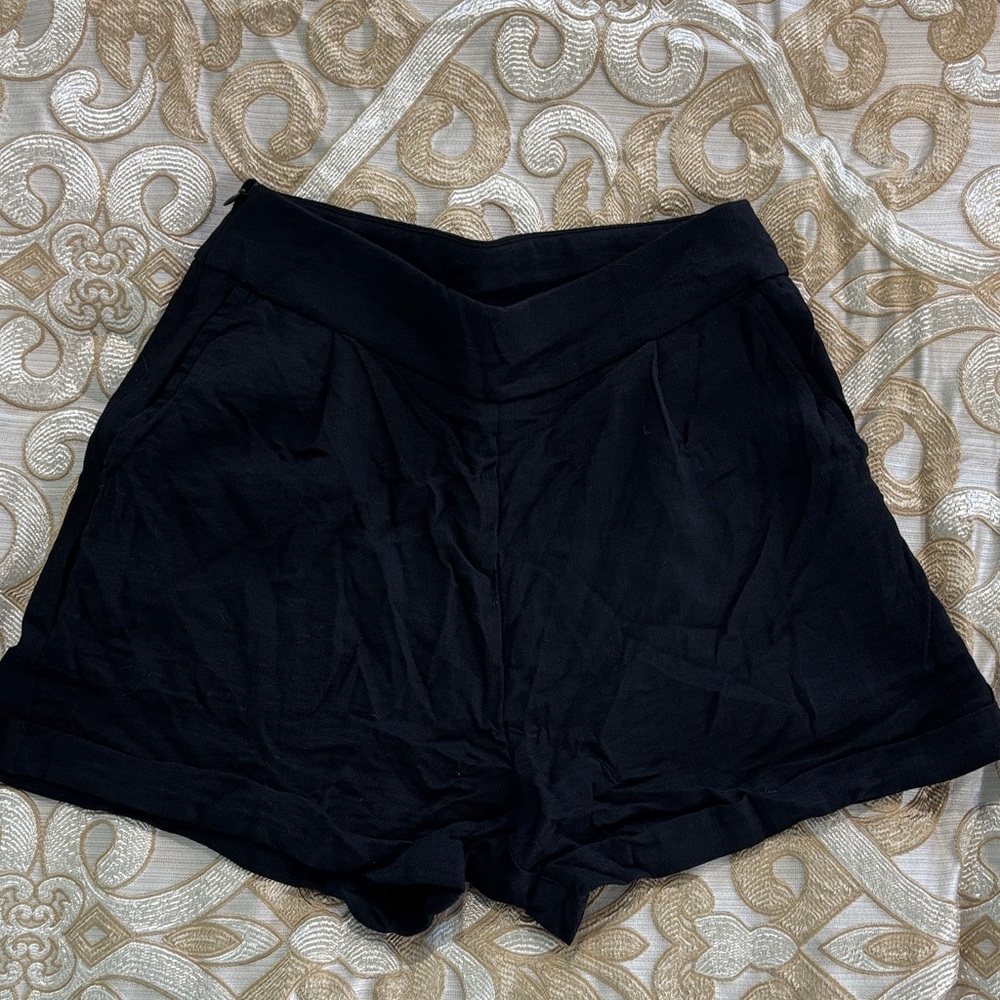 HALARA Women's High Waist Black Shorts